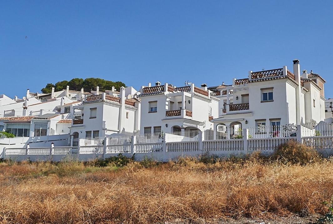 נרחה Villa Pura - Private Jacuzzi & Heated Pool מראה חיצוני תמונה