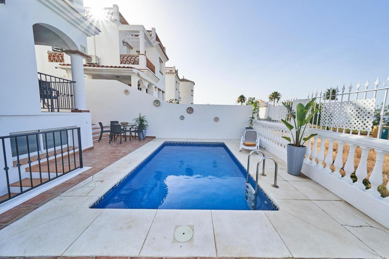 נרחה Villa Pura - Private Jacuzzi & Heated Pool מראה חיצוני תמונה